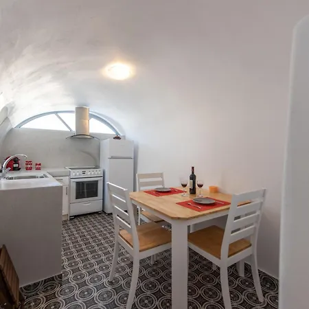 Argyro And Diogenis Apartment *