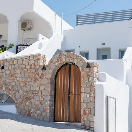 Argyro And Diogenis Apartment Emporio (Santorini)